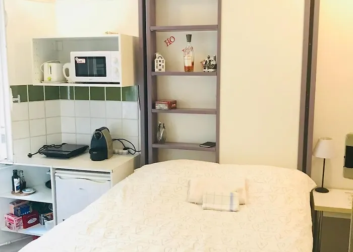 16th Trocadero Tour Eiffel * Parijs